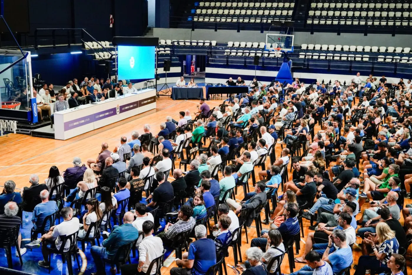 Exitosa Asamblea en Gimnasia: se ampliará la capacidad del bosque